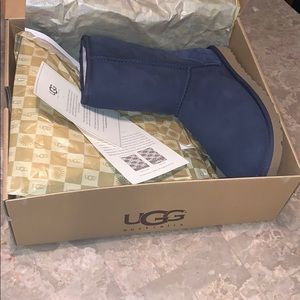 Women’s short classic Uggs